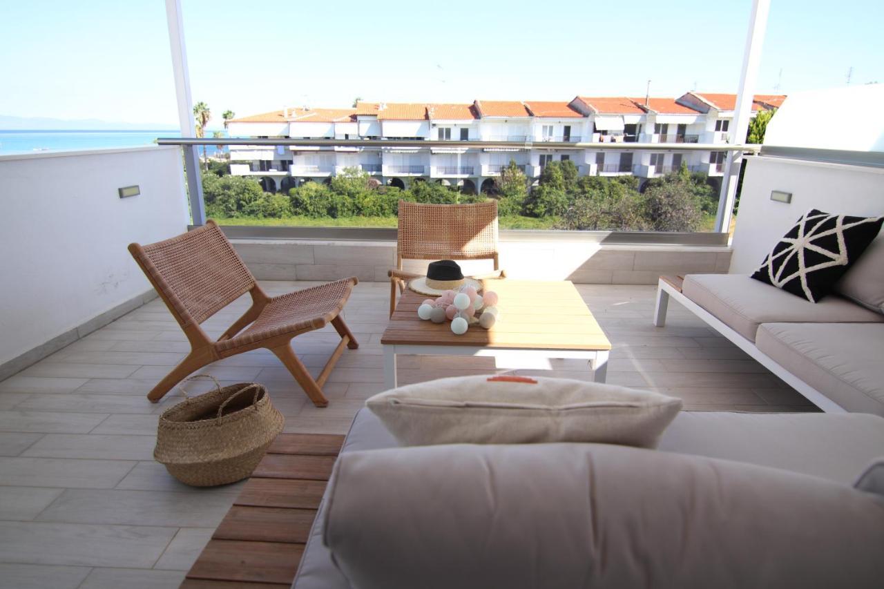 Hanioti Suite Maisonette In Front Of The Sea Экстерьер фото