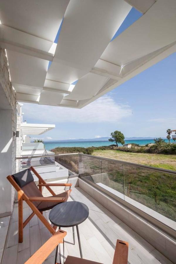 Hanioti Suite Maisonette In Front Of The Sea Экстерьер фото