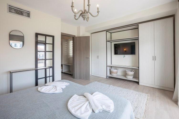 Hanioti Suite Maisonette In Front Of The Sea Экстерьер фото